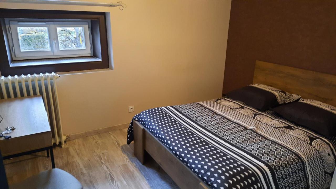 Les Mancelles Apartment Condé-sur-Sarthe Екстериор снимка